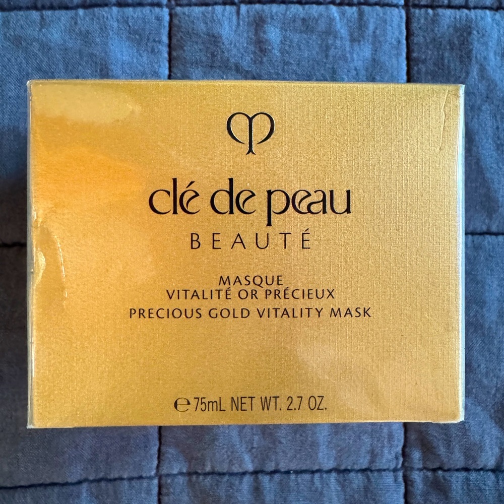 PRECIOUS GOLD VITALITY MASK by Cle de peau